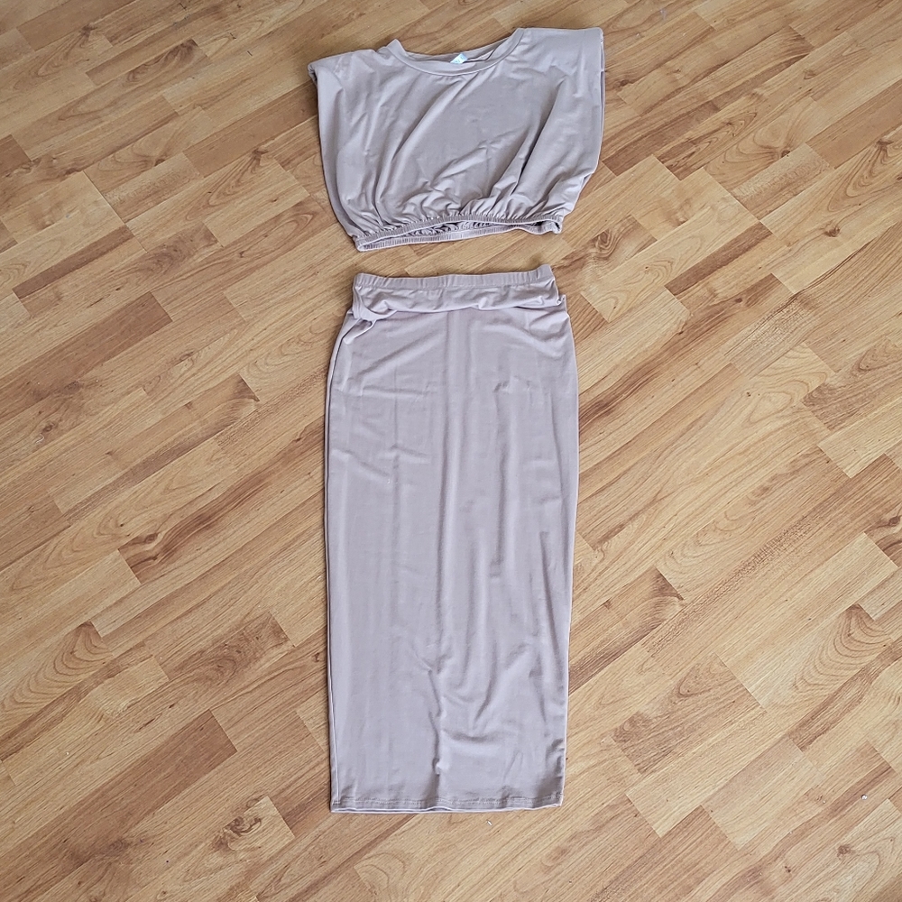 2 piece Skirt and top set